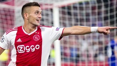  Ajax Amsterdam prowadził na wyjeździe z Atalantą Bergamo, ale nie zdołał wywalczyć kompletu punktów

