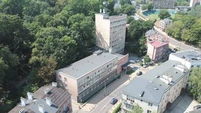 Budynek przy Leszczyńskiego 20.