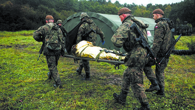 Wojskowy sprzęt, kuchnie polowe, a nawet cysterny. Tak koło Chełma szkoli się WOT [zdjęcia]