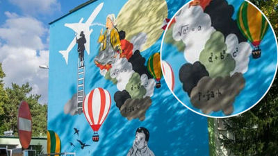 Mural jest już prawie gotowy. Ekipa wykonująca projekt autorstwa wrocławskiego Donut Studio musi tylko poprawić jeden z trzech wzorów matematycznych. Dwa pozostałe są prawidłowe