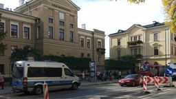 Specjalnie kupił telefon, żeby zadzwonić tylko raz. Grozi mu 8 lat więzienia