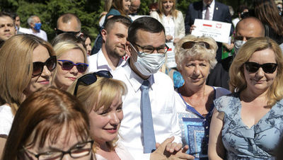Premier tłumaczy się ze słów o wirusie, które wypowiedział w Kraśniku i Tomaszowie Lubelskim