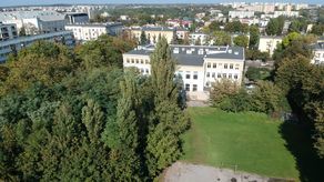 Piłkarskie boisko ze sztuczną murawą powstanie w miejscu, w którym jest teraz asfaltowe boisko