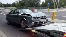 Wypadek koło Puław. Zderzenie dwóch samochodów na zjeździe z S12