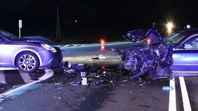 Lubelskie: Trzy auta zderzyły się na krajowej "19". Trzy osoby w szpitalu