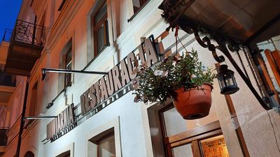 Lubelskie. Restauracja mimo zakazu zaprasza do siebie. Jak to możliwe?