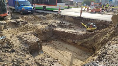 Zakończyły się badania archeologiczne u zbiegu Krakowskiego Przedmieścia z Al. Racławickimi i ul. Lipową