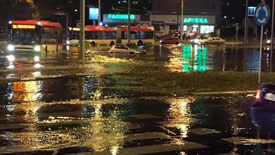 Autobusy jak amfibie, osobówki jak łodzie po burzy w Lublinie