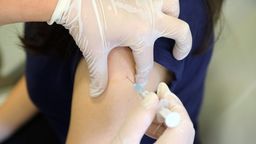 Geriatra: Seniorzy bezwzględnie powinni się szczepić na COVID-19