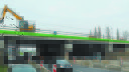 Wciąż zwężona jest jezdnia pod wiaduktem nad ul. Diamentową