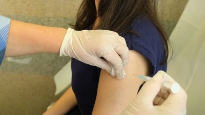 Szczepionka na Covid-19. Prezes koncernu Pfizer: "To wspaniały dzień dla nauki i dla ludzkości"