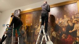 Ilu osób trzeba, aby zawiesić obraz Jana Matejki? 