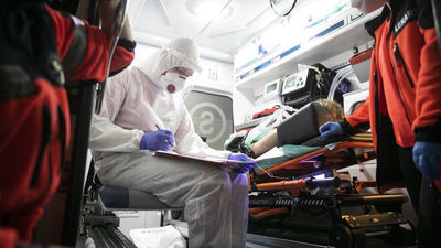 Koronawirus. 30.11.2020. Tak niewielu zachorowań i zgonów nie było od dawna