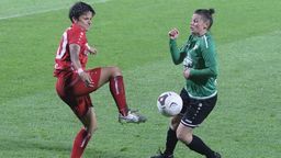 Alicja Dyguś (z prawej) i jej koleżanki z Górnika Łęczna mogą w środę cieszyć się z awansu do I rundy Ligi Mistrzyń