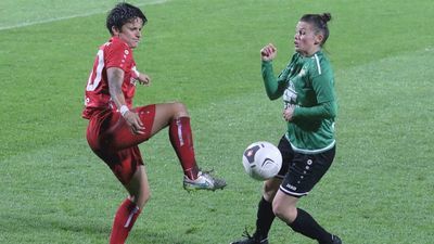 Alicja Dyguś (z prawej) i jej koleżanki z Górnika Łęczna mogą w środę cieszyć się z awansu do I rundy Ligi Mistrzyń