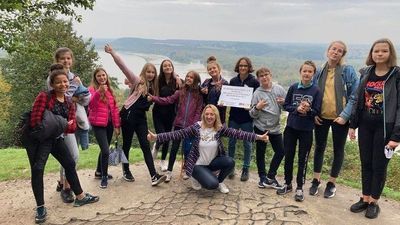 Puławska szkoła na wykonanie projektu otrzymała 25 tys. zł m.in. z Polsko-Litewskiego Funduszy Wymiany Młodzieży oraz państwowej Fundacji Rozwoju Systemu Edukacji. Na zdjęciu uczniowie "Jedenastki"