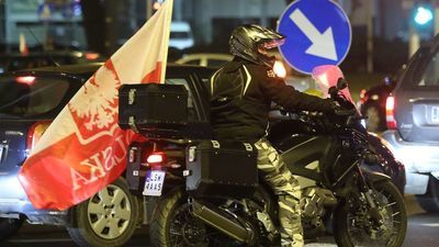 Skromny Samochodowy Marsz Niepodległości w Lublinie