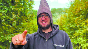 Brat Sebastian Piasek