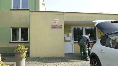 Premier zarządził pracę zdalną, ale w tym urzędzie nic z tego. Pomógł dopiero Dziennik Wschodni