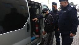 Z ustaleń policjantów wynika, że nie jest to jedyny czyn na koncie 54-latka