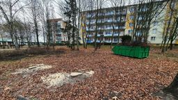 Wycinka przy blokach na osiedlu Jagiellońskim. Spółdzielnia planuje parking