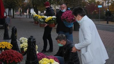 Biała Podlaska: Miasto pomoże handlującym zniczami i chryzantemami 