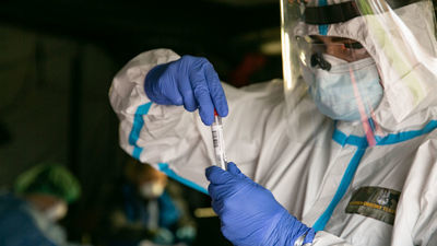 W weekend żołnierze WOT pobierali wymazy przy szpitalu JP II w Zamościu