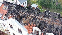 Nocny pożar w domu pielgrzyma w Kodniu. Straty są ogromne [zdjęcia]