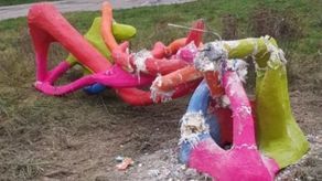 Wandale zniszczyli rzeźbę nad Bystrzycą. Stała dwa dni