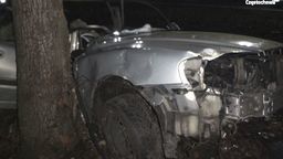 Volvo wbiło się w drzewo. Zginęło 2-letnie dziecko. Kierowała mama, 18-latka z lubelskiego