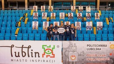 Fani LUK Politechniki Lubelskiej pomagają poprzez kibicowanie