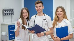 Dokładnie rok temu KUL reklamował pielęgniarstwo jako swój nowy kierunek w ofercie rekrutacyjnej 