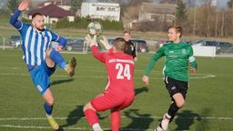 Świdniczanka – Tomasovia 1:3. Stałe fragmenty na wagę zwycięstwa [zdjęcia]