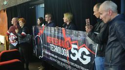 Przeciwnicy technologii 5G na sesji RM w Kraśniku