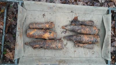 Wykopany przez chełmskich saperów z 19 brygady arsenał został przewieziony na teren poligonu wojskowego w Nowej Dębie i zneutralizowany. 