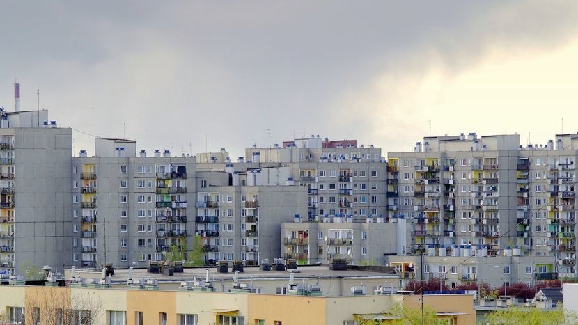 Polacy chętniej kupują mieszkania w gorszych lokalizacjach i niższym standardzie