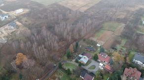 Inwestor planował jedenaście budynków jednorodzinnych wolnostojących oraz sześć wielorodzinnych do trzech kondygnacji nadziemnych