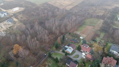 Inwestor planował jedenaście budynków jednorodzinnych wolnostojących oraz sześć wielorodzinnych do trzech kondygnacji nadziemnych