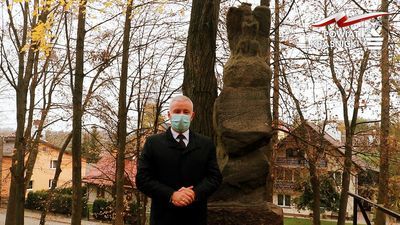 Starosta kraśnicki ostrzega przed "czerwonym piorunem" i "tęczową ideologią"