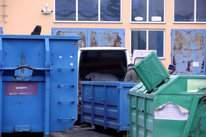 Od stycznia do Punktu Selektywnego Zbierania Odpadów Komunalnych przy ul. Głuskiej mieszkańcy będą mogli przywieźć nawet oponę od ciężarówki