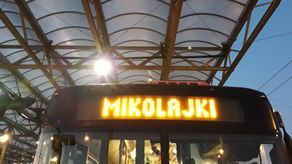 Lublin: Mikołajki w miejskich autobusach. Kierowcy i kontrolerzy w czapkach