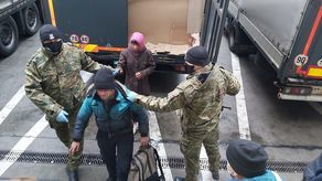 Terespol. Na granicy znaleźli cztery osoby ukryte w serbskiej ciężarówce