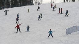 Hiszpania: protesty przeciwko restrykcjom epidemicznym na stokach narciarskich