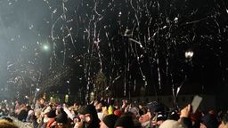 Zakaz wychodzenia w sylwestra, zamknięte galerie handlowe. Wszystkie nowe obostrzenia 