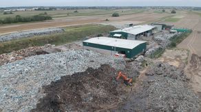 Problem spalania odpadów dotyczy coraz większej liczby gmin, dlatego samorządy łączą siły, by razem poszukać miejsca pod spalarnie. Na zdjęciu: zakład zagospodarowania odpadów komunalnych w Bełżycach