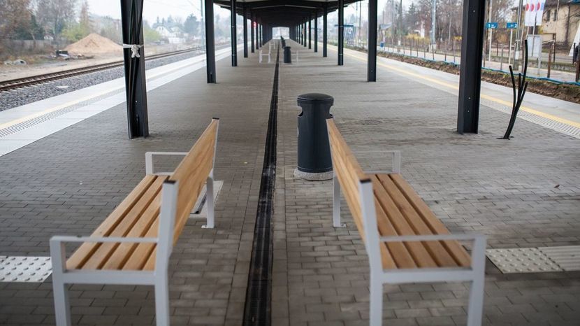 Prace w Białej Podlaskiej mają zakończyć się w ostatnim kwartale przyszłego roku. Kolej modernizuje też m.in. stację przy dworcu. Buduje też tunel