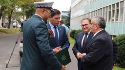 Otwarcie wydziału GITD w Białej Podlaskiej. Od lewej stoją Główny Inspektor Transportu Drogowego Alvin Gajadhur, ówczesny prezydent Białej Podlaskiej Dariusz Stefaniuk, senator PiS Grzegorz Bierecki i minister infrastruktury i budownictwa Andrzej Adamczyk