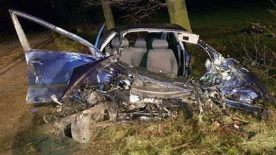 Ryki. Samochód rozleciał się na części i aż trudno uwierzyć, że nikomu nic się nie stało