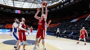 Damian Kulig (z piłką) rozegrał dobre zawody