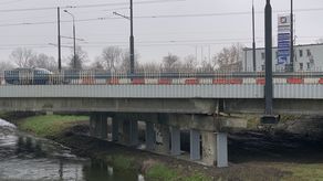 Osiem stalowych podpór kosztowało miejską kasę 270 tys. zł